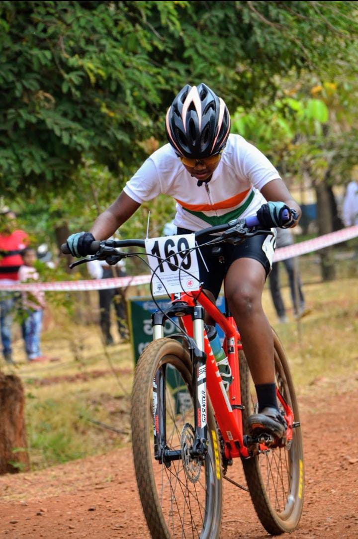Karen Marshall racing at MTB National Championships